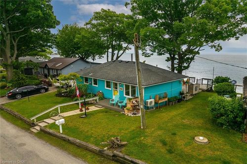 2090 Lakeshore Rd, Dunnville, ON, N1A2W8 | Card Image