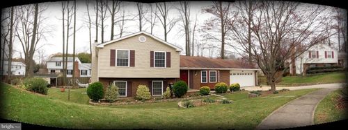 3317 Pathway Ct, FALLS CHURCH, VA, 22042-3325 | Card Image