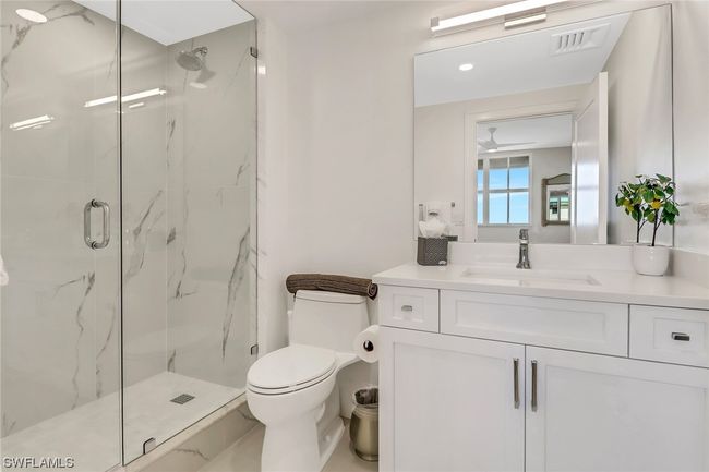 Guest Bath | Image 12