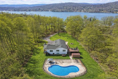 10 Vernon Dr, Carmel, NY, 10512-6641 | Card Image