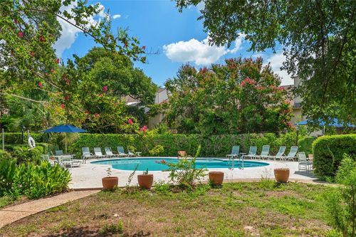 apt-6-3801 Menchaca Rd, Austin, TX, 78704-6749 | Card Image