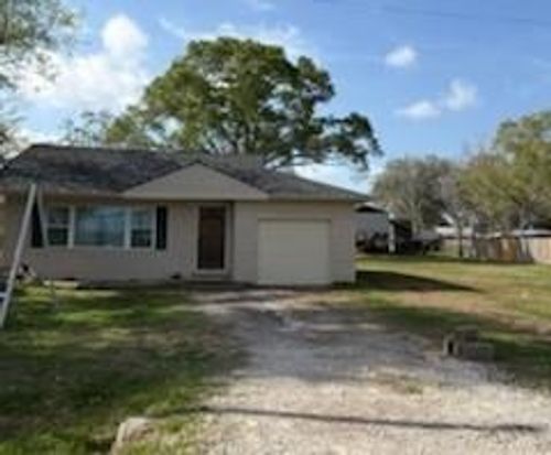 1214 Woodward St, Damon, TX, 77430 | Card Image