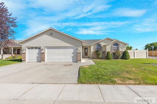 600 Redman St, Chubbuck, ID, 83202-2672 | Card Image