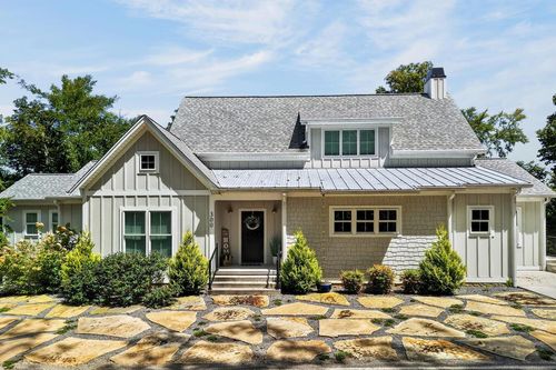 300 Chandler Rd, Doyle, TN, 38559-3208 | Card Image