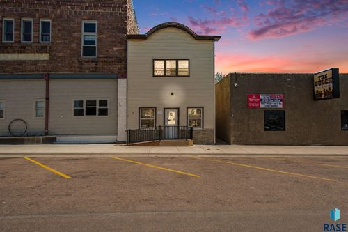 524 N Main Ave Avenue, Garretson, SD, 57030 | Card Image