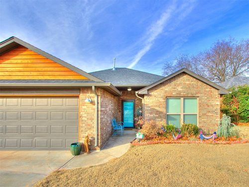 210 S 7th St, Noble, OK, 73068-9610 | Card Image