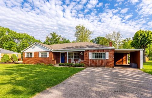 208 Furbee Dr E, Mason, OH, 45040-2121 | Card Image