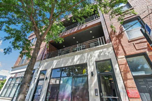 3-2642 W Chicago Ave, Chicago, IL, 60622-8164 | Card Image