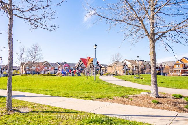 470 Savoline Blvd, House attached with 4 bedrooms, 3 bathrooms and 2 parking in Milton ON | Image 49