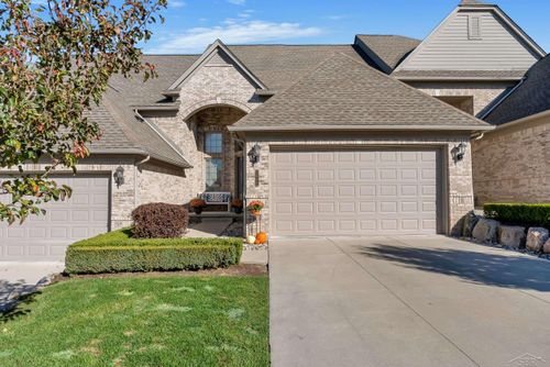 5649 Knob Hill Circle, Independence Charter Township, MI, 48438 | Card Image
