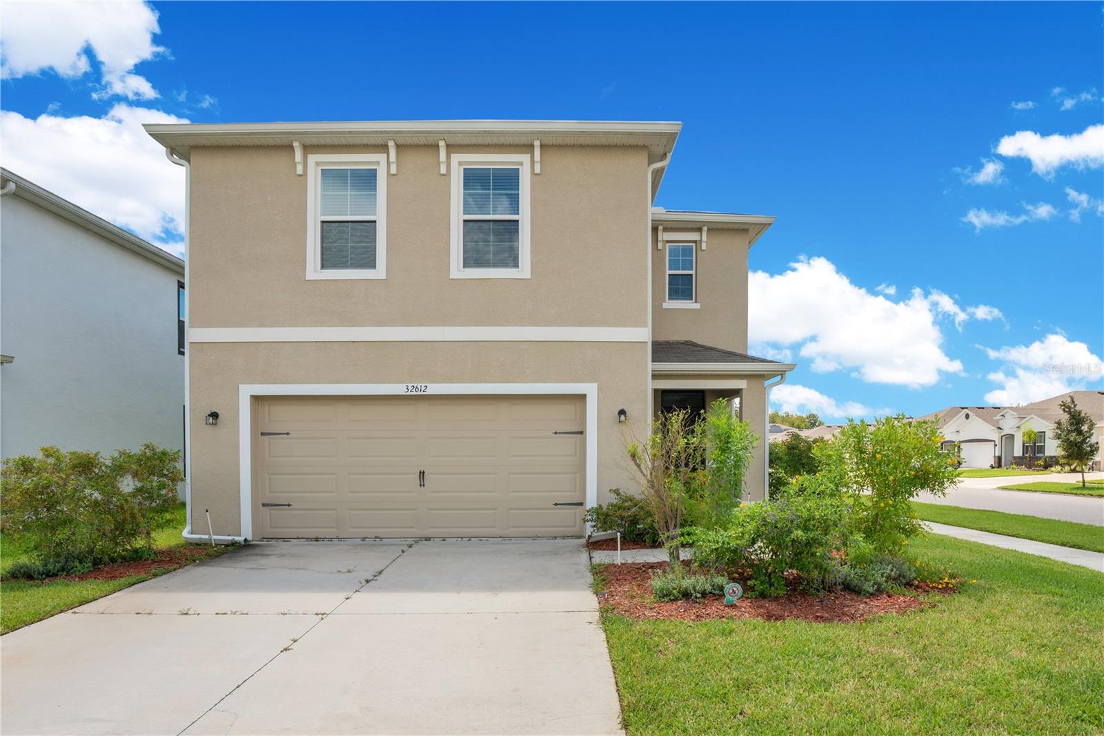 Abby Lax Ln, Wesley Chapel, FL 33543