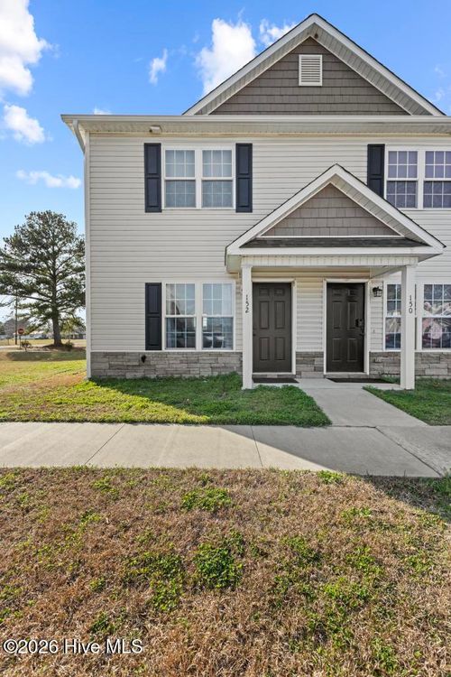 152 Cornerstone Dr, Beulaville, NC, 28518-3301 | Card Image