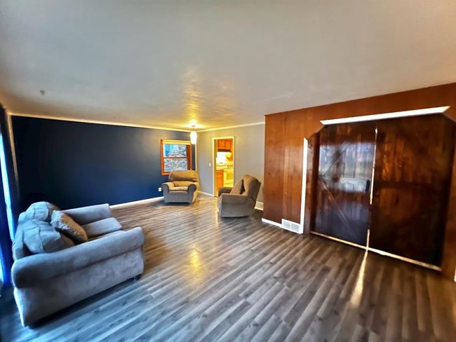 987 Valley View Drive, Home with 3 bedrooms, 2 bathrooms and null parking in RICHLAND CENTER WI | Image 45
