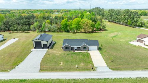 106 Blaine Ln, Summertown, TN, 38483-5107 | Card Image