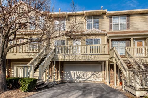 546 Parkside Dr, Palatine, IL, 60067-9026 | Card Image