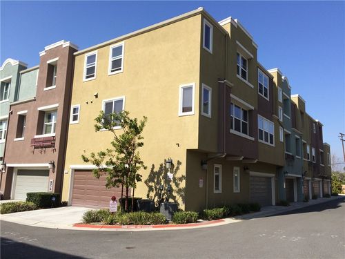 221 W Merlot Dr, Covina, CA, 91723 | Card Image
