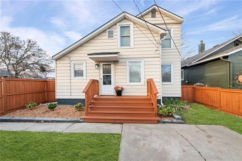 1401 E 24th Ave, North Kansas City, MO, 64116-3325 | Card Image