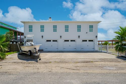 204 Bayshore Dr, Ingleside, TX, 78362-4717 | Card Image