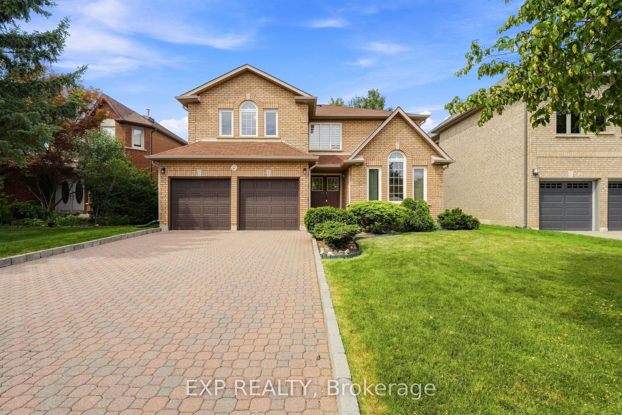 Residential in Richmond Hill