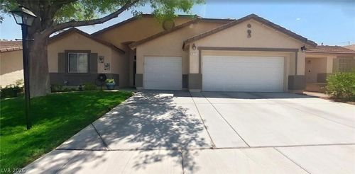 833 Dulcet Dr, North Las Vegas, NV, 89032-7816 | Card Image