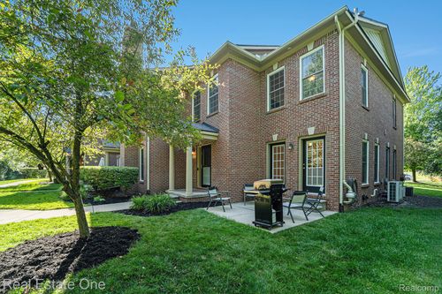 293 S Village Way, Canton, MI, 48188-3450 | Card Image