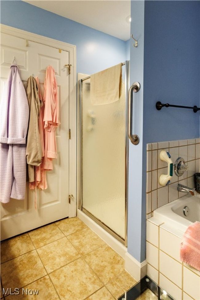 42 Turnberry Ln, Condo with 3 bedrooms, 2 bathrooms and null parking in Parkersburg WV | Image 18