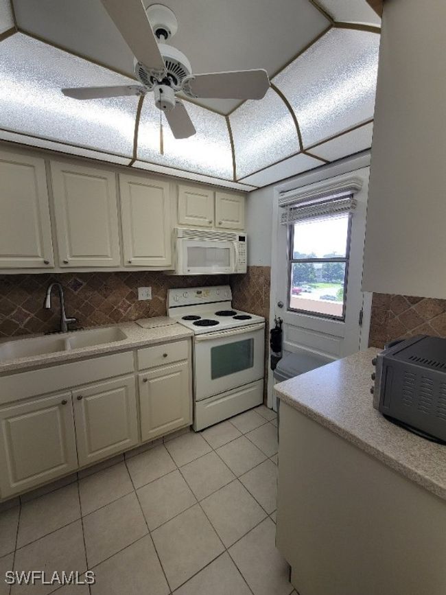 APT-312 - 331 Joel Blvd, Condo with 2 bedrooms, 2 bathrooms and null parking in LEHIGH ACRES FL | Image 9
