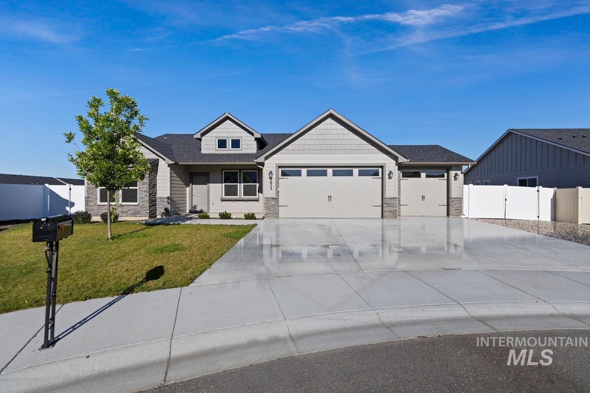 Bing Ct, Emmett, ID 83617