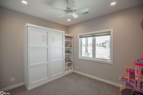 2320 Eastland Dr, Algona, IA, 50511-7340 | Card Image