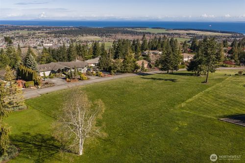 9999 Fawn Lane, Sequim, WA, 98382 | Card Image
