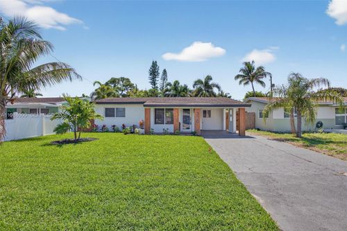 370 Nw 48th Ct, Oakland Park, FL, 33309-4077 | Card Image