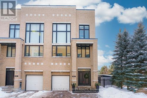 803 Petra Pvt, Kanata, ON, K2T0G3 | Card Image