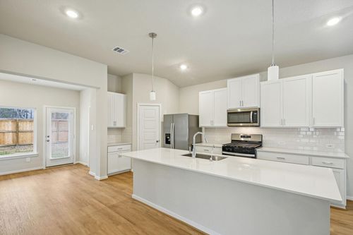 29002 Farmhouse Estates Dr, Waller, TX, 77484 | Card Image