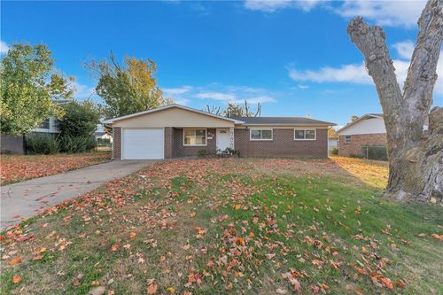 913 N 11th St, Rogers, AR, 72756-2717 | Card Image