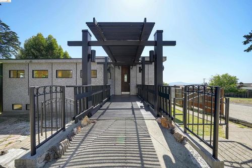 921 Clark Pl, El Cerrito, CA, 94530-2708 | Card Image