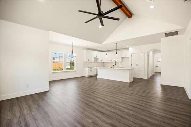 3005 Centaurus Way, House other with 4 bedrooms, 2 bathrooms and null parking in Granbury TX | Image 17