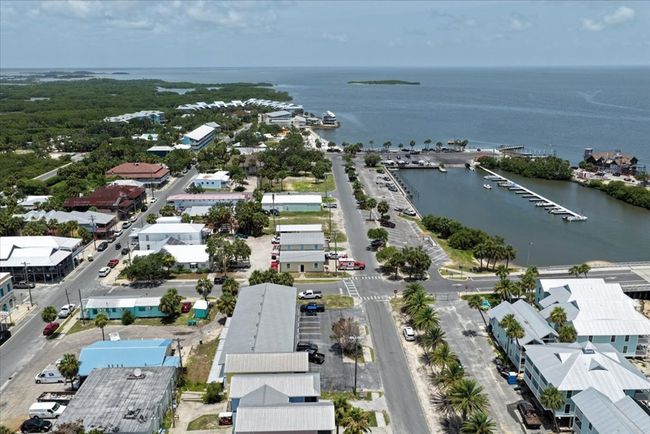 511 1 St St, Townhouse with 2 bedrooms, 2 bathrooms and null parking in CEDAR KEY FL | Image 12