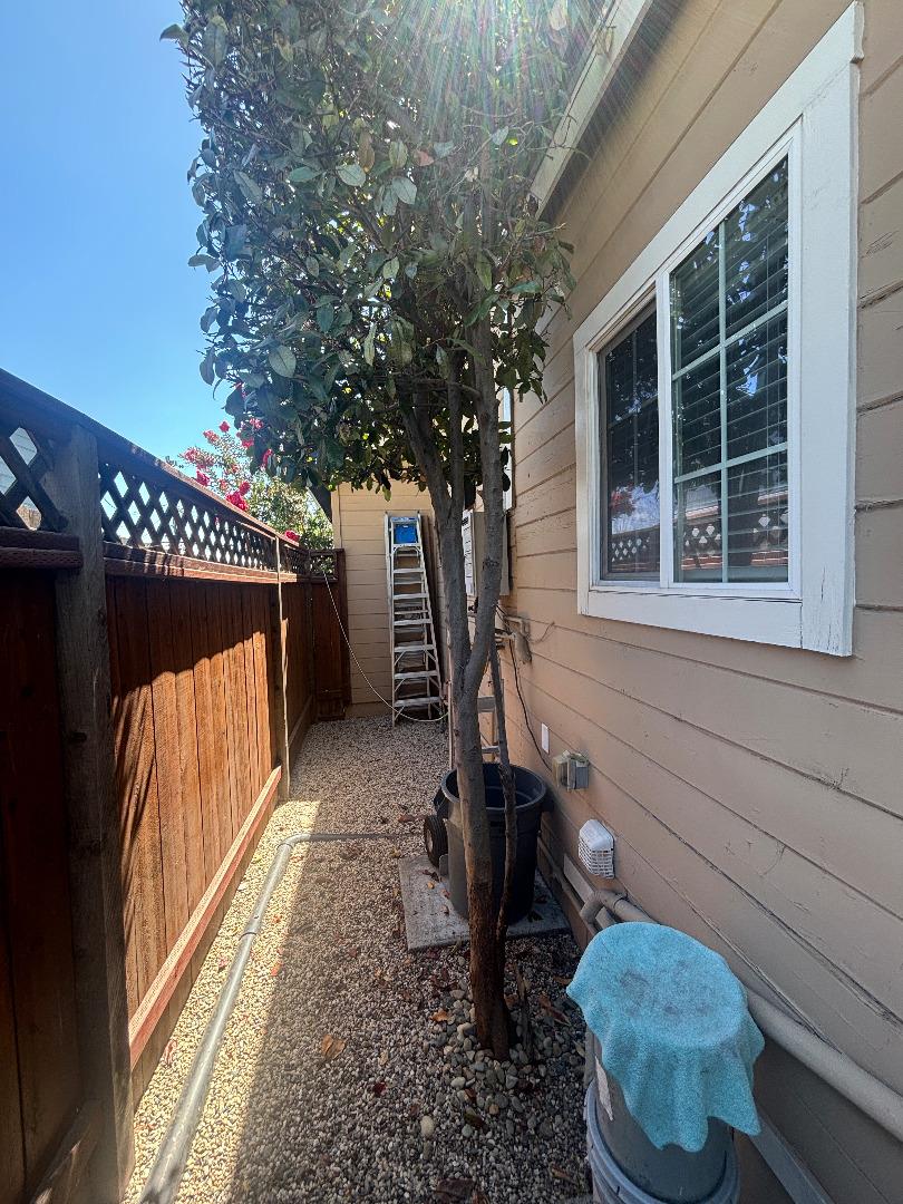 Residential in San Leandro 2