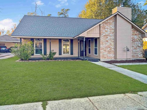 3822 Country View Dr, Baton Rouge, LA, 70816-4935 | Card Image