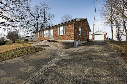 59 Saint Rose Lebanon Rd, Springfield, KY, 40069-9211 | Card Image