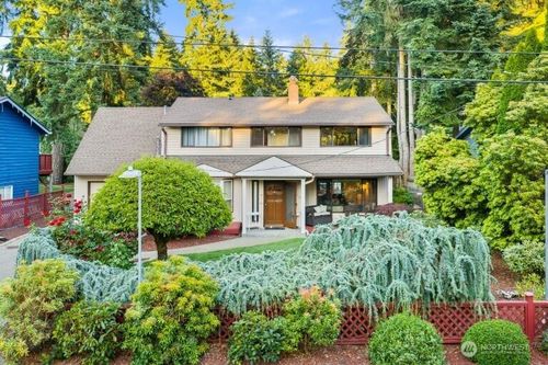 17310 Palatine Ave N, Shoreline, WA, 98133-5257 | Card Image