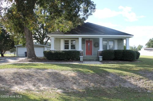 283 Kit Horne Rd, Whiteville, NC, 28472-8438 | Card Image