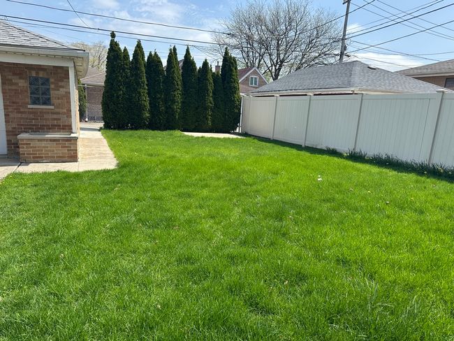 2 - 5551 Mason Ave, Condo with 2 bedrooms, 1 bathrooms and 1 parking in Chicago IL | Image 14