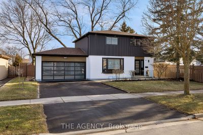 411 Yale Cres, House other with 4 bedrooms, 3 bathrooms and 6 parking in Oakville ON | Image 2