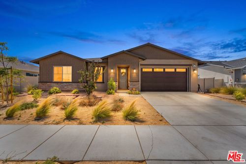 42831 Coronet Drive, Lancaster, CA, 93536 | Card Image