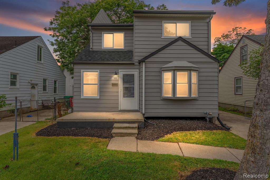Rausch Ave, Eastpointe, MI 48021