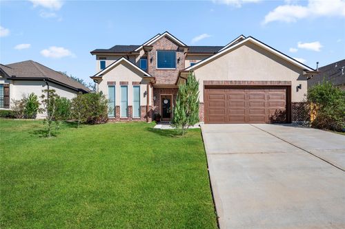 18 Amelia Ct, Montgomery, TX, 77356-8209 | Card Image