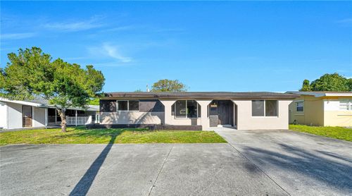 2512 Alcazar Dr, Miramar, FL, 33023-4714 | Card Image