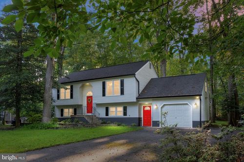 12707 Pickett Ct, SPOTSYLVANIA, VA, 22551-7902 | Card Image