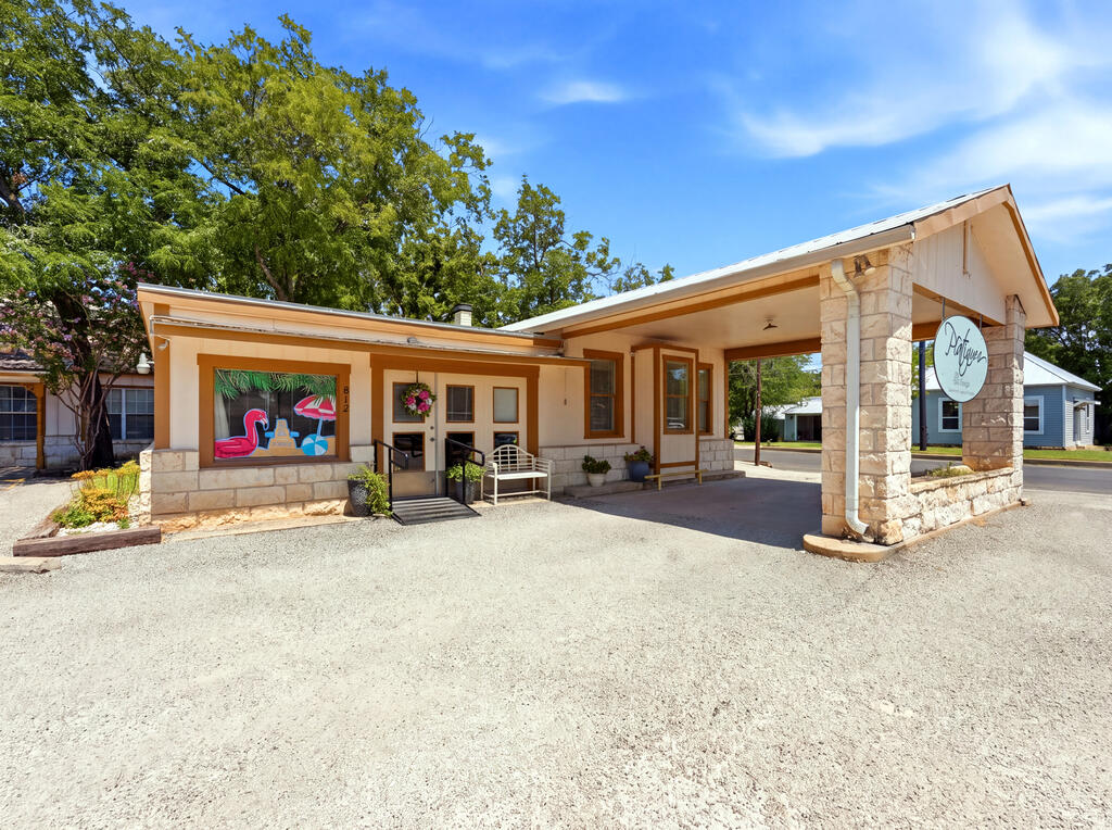 Commercial Sale in Fredericksburg 4